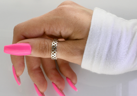 Heart top thumb ring