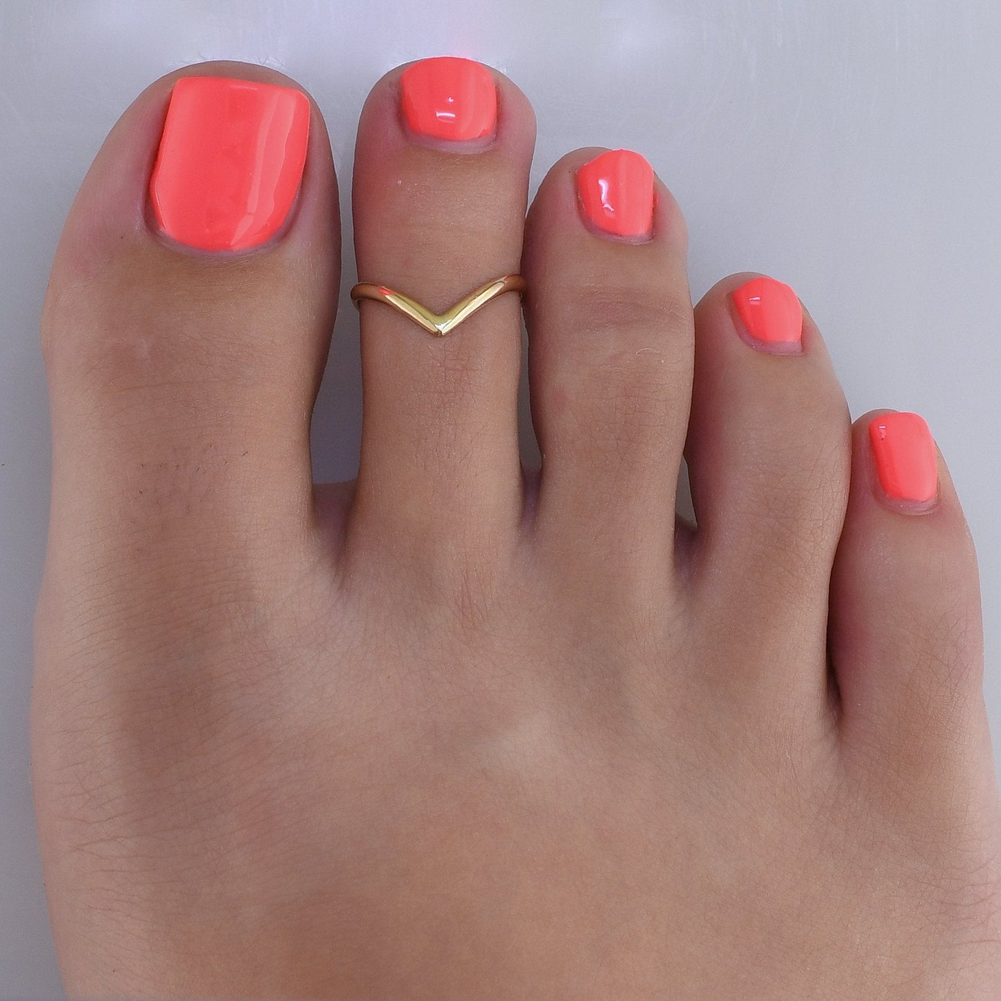 The V - Toe Ring - TR14