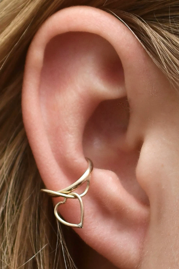 Dangle Heart - Ear Cuff - EC312