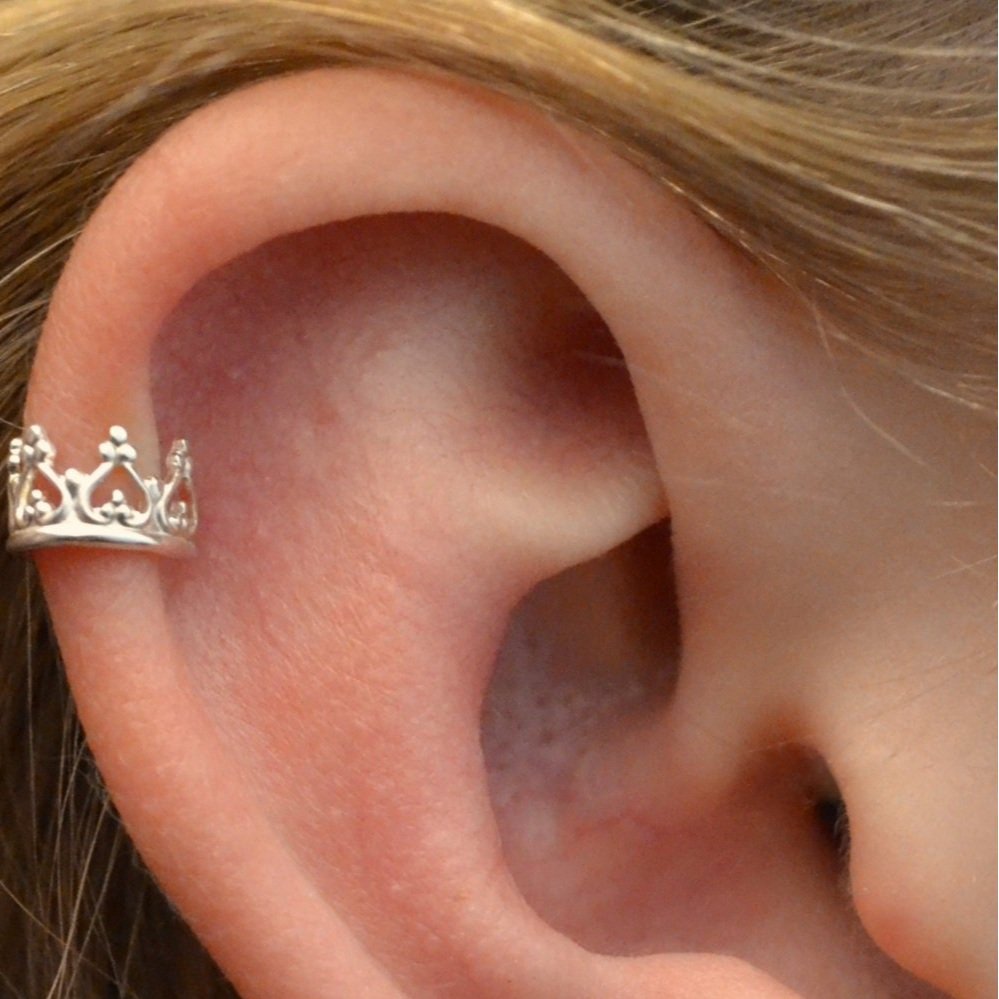 Crown - Cartilage Ear Cuff - EC619