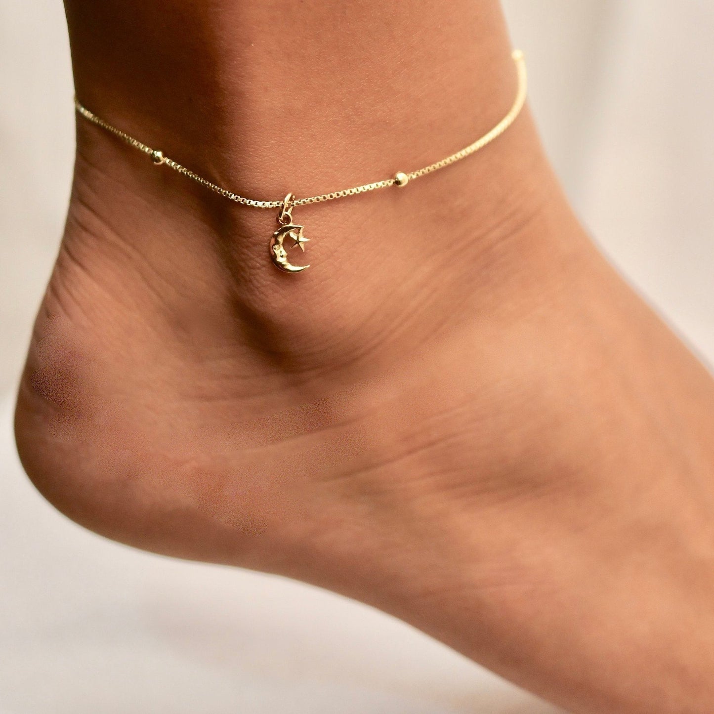 Moon Charm on Box Ball - Anklet - ANK02