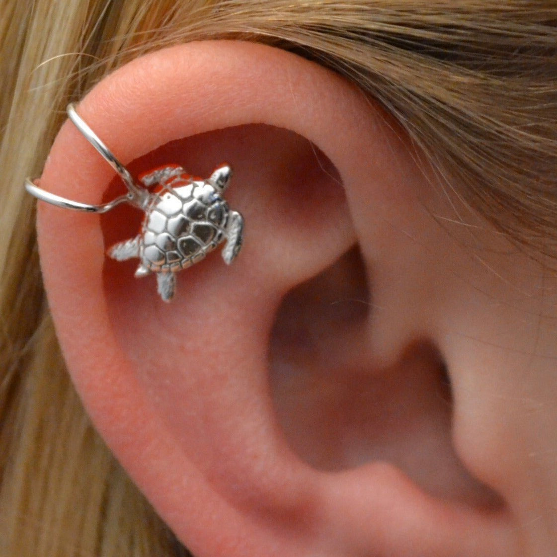 Sea Turtle - Cartilage Ear Cuff - EC809