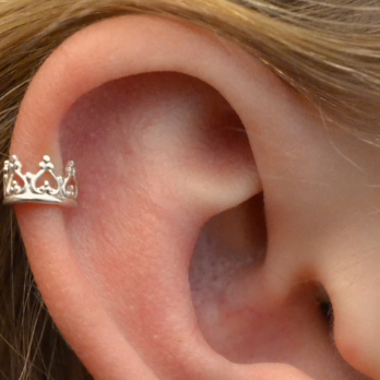 Crown - Pierced Cartilage Ear Cuff - EC619